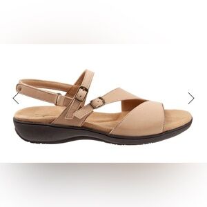 Trotters Leather Sandals